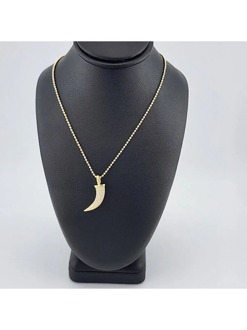Brand New Brazilian 18k Gold Filled Design of Coyote tooth Beaded Necklace